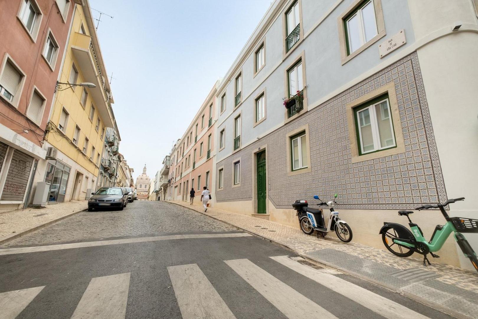 Guestready - Modern And Exquisite Near Estrela Apartment Lissabon
